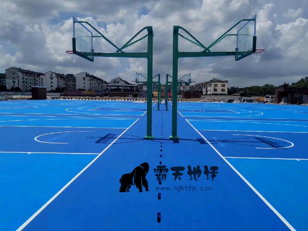 1709642909570718.jpg 700393081.jpg